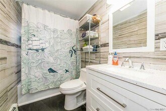 108 Atlantic Ave in Long Beach, NY - Building Photo - Building Photo