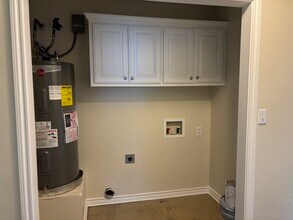 454 S Mahon Ave in Tyler, TX - Foto de edificio - Building Photo