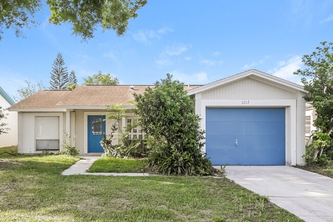 property at 1717 Cinnabar Ct