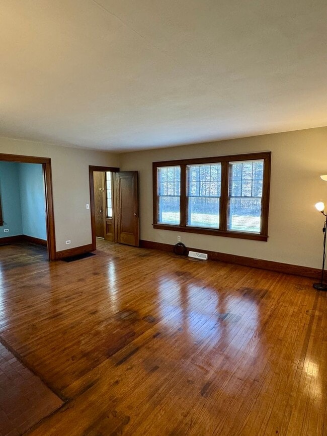 5830 Thomas Rd in Ann Arbor, MI - Building Photo - Building Photo