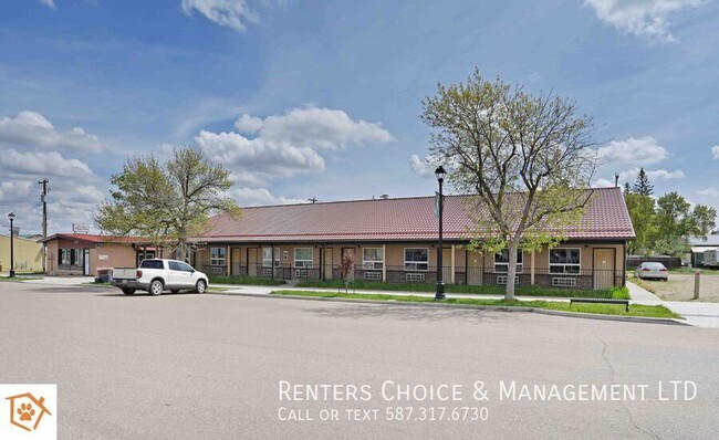 Bachelor Suite, Furnished, Dog Friendly, U in Duchess, AB - Building Photo - Building Photo