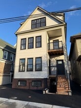 87 Prince Albert Rd in Dartmouth, NS - Building Photo - Building Photo