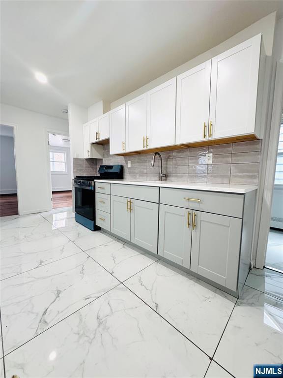 23 Valley in Edgewater, NJ - Building Photo - Building Photo