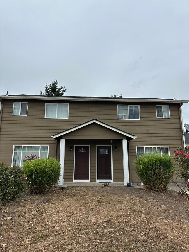 3327 Rockingham Ct NE in Salem, OR - Building Photo - Building Photo