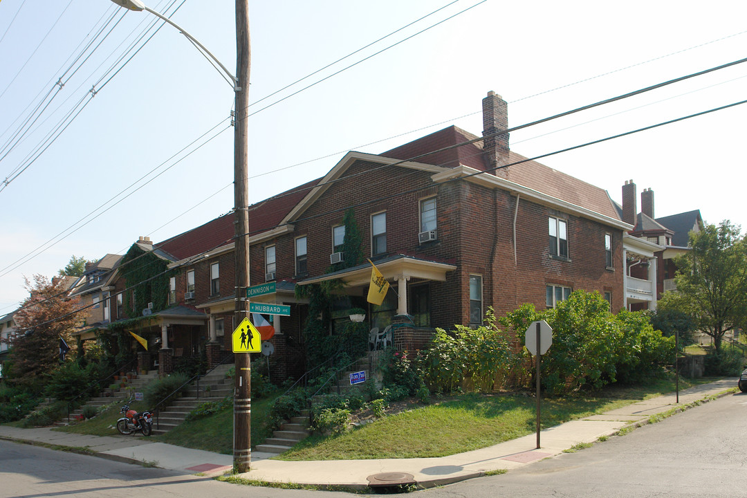 828-838 Dennison Ave in Columbus, OH - Building Photo