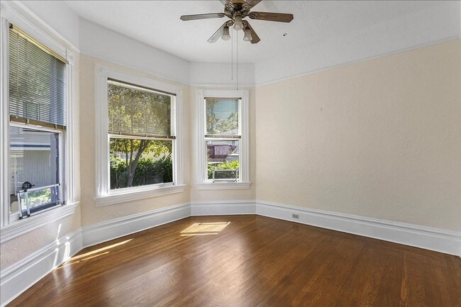 913 Central Ave in Alameda, CA - Building Photo - Building Photo