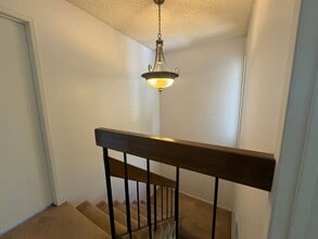 10150 Gayuba Ln, Unit Villa Monterey in San Diego, CA - Building Photo - Building Photo