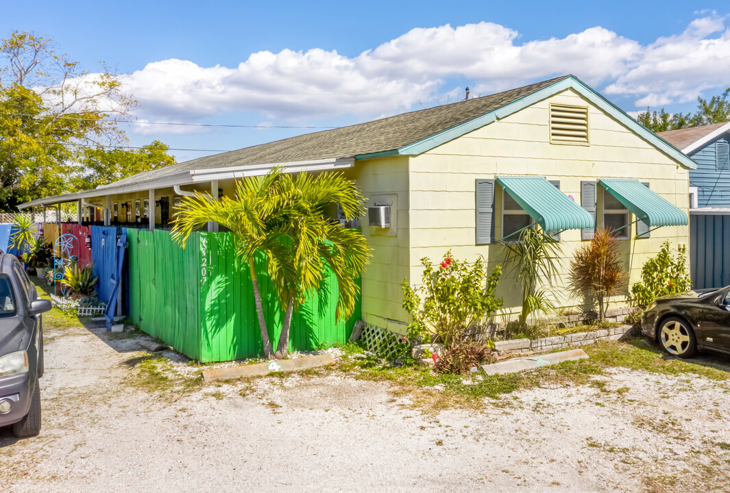 Sixplex at the Beach in Madeira Beach, FL - Building Photo