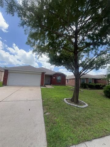 property at 1014 Hampton Dr