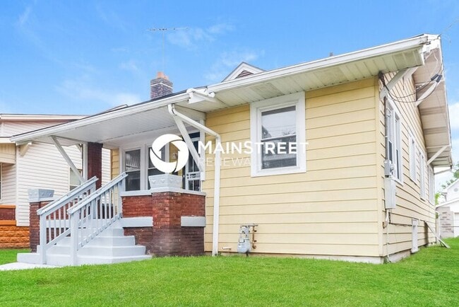 property at 243 S 43rd St