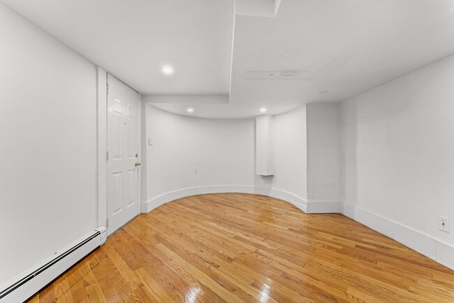 306 Commonwealth Ave in Boston, MA - Building Photo - Building Photo