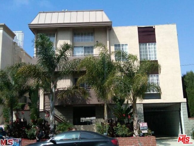 property at 1652 Colby Ave