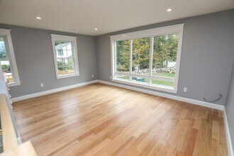 24 Boston Rd in Westford, MA - Building Photo - Building Photo