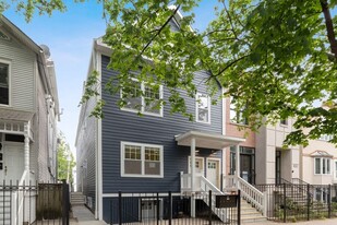 1217 W Wellington Ave, Unit 1F in Chicago, IL - Building Photo