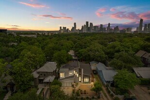 1102 W Monroe St in Austin, TX - Building Photo