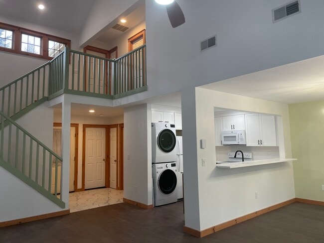 143 Pine Ct in Tannersville, PA - Building Photo - Building Photo