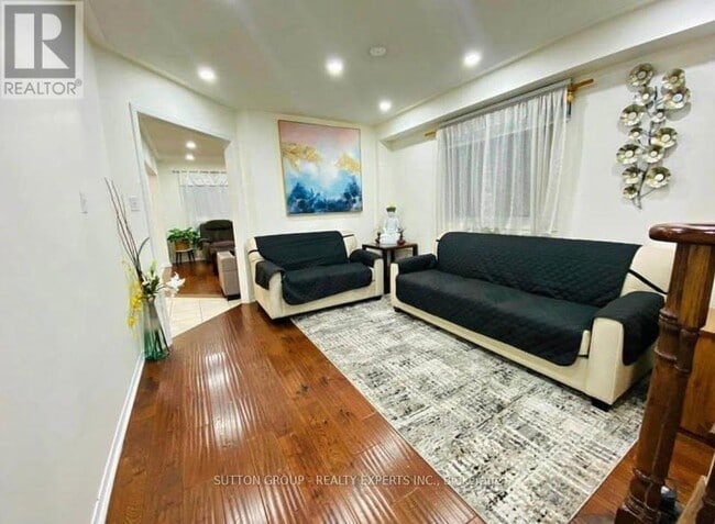 property at 31 Farthingale Crescent