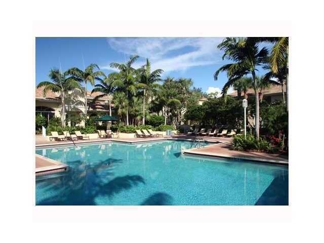 19205 Glenmoor Dr, Unit 19205 in West Palm Beach, FL - Building Photo - Building Photo