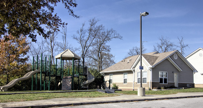 Sugar Mill Apartments in Lexington, KY - Building Photo - Building Photo