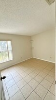 662 Lynbrook St NW in Palm Bay, FL - Building Photo