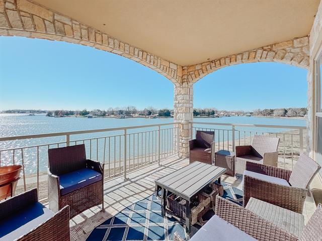 property at 9900 Northshore Blvd