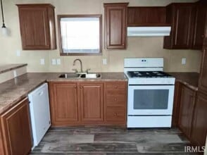 403 Christ St in Ossian, IN - Building Photo - Building Photo