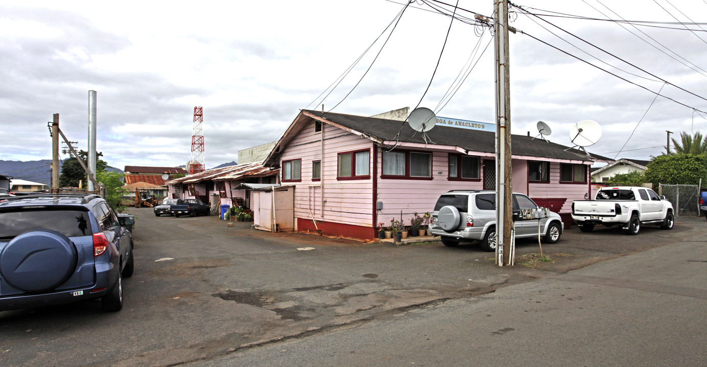 243 Kellog St in Wahiawa, HI - Building Photo