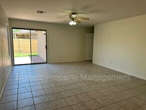 1543 S Danielson Way in Chandler, AZ - Building Photo - Building Photo