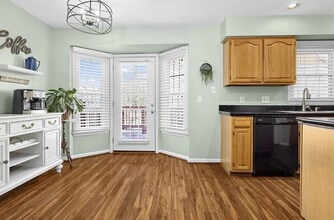 251 St Michaels Cir in Odenton, MD - Foto de edificio - Building Photo