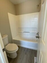 182 Willow Stream Ct in Roswell, GA - Foto de edificio - Building Photo