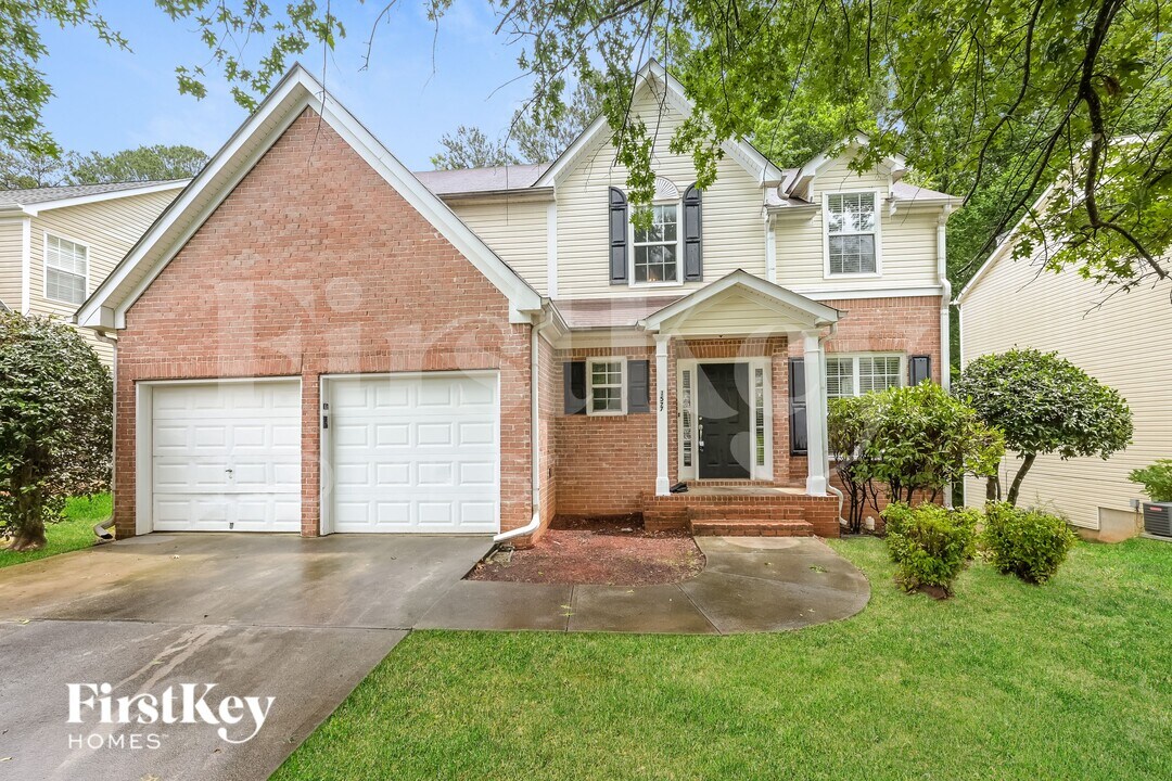 1577 Silver Ridge Dr SW in Austell, GA - Foto de edificio