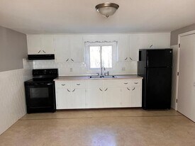 49 Miller St in Blackstone, MA - Building Photo