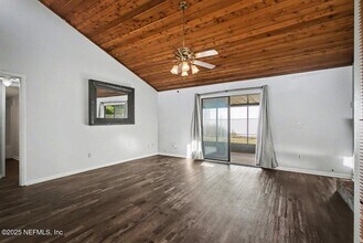 1569 Arcadia Dr in Jacksonville, FL - Building Photo - Building Photo