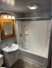 806 Oak St in Muscatine, IA - Building Photo - Building Photo