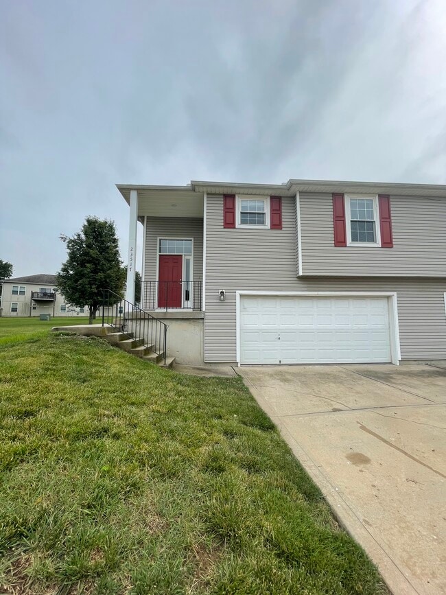 23517 W 73rd St Rentals in Shawnee, KS
