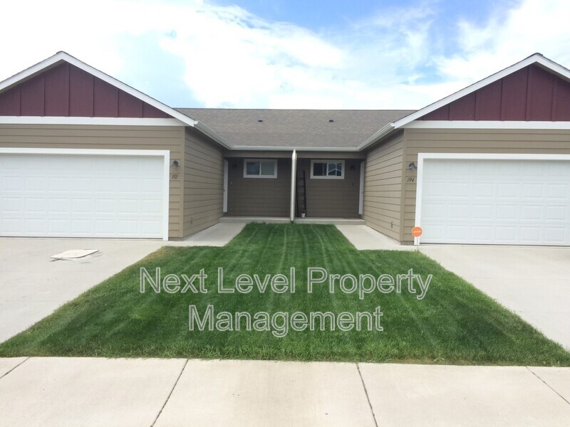 192 Jackson Peak Dr in Kalispell, MT - Building Photo