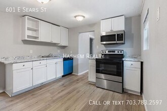 601 E Sears St in Denison, TX - Building Photo - Building Photo