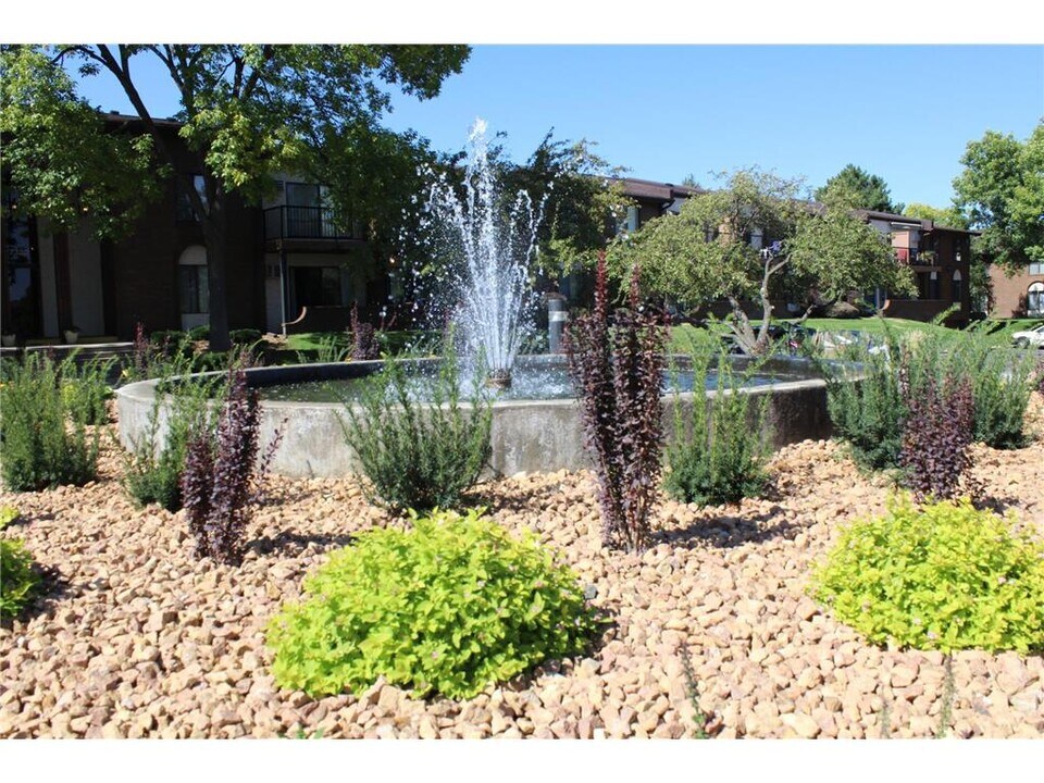 7300 York Ave S in Minneapolis, MN - Building Photo