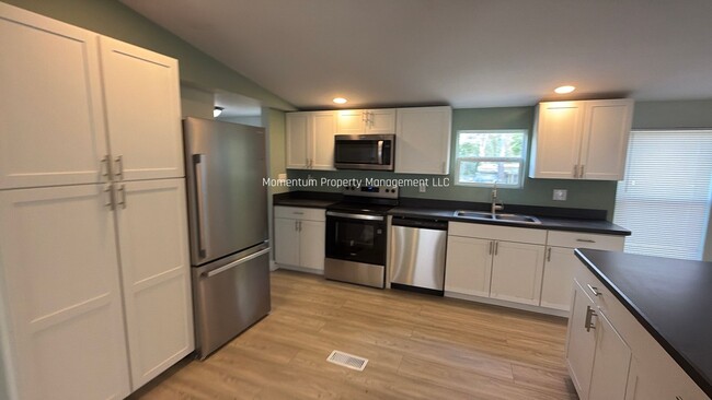 20071 Ruth St in Brooksville, FL - Building Photo - Building Photo