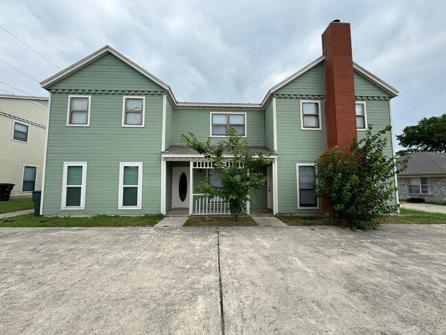 2515 Bermuda Dr
