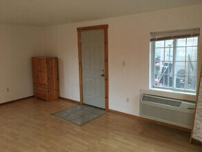 418 3rd Ave N in Hot Springs, MT - Building Photo - Building Photo