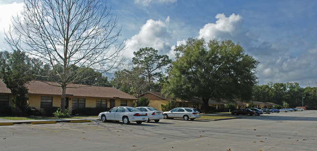 Washington Square Apartments in Inverness, FL - Building Photo - Building Photo