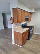 91 Oak St in Clementon, NJ - Foto de edificio - Building Photo