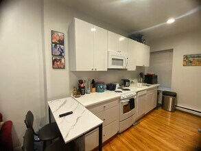 57 Westland Ave, Unit 5 in Boston, MA - Foto de edificio - Building Photo