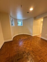 1506 21st St NW, Unit T100 in Washington, DC - Foto de edificio - Building Photo