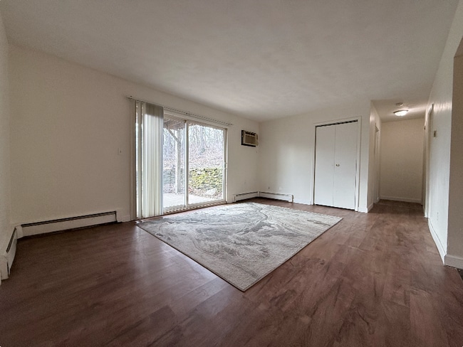 6007 Oran Ave, Unit 4 in Kalamazoo, MI - Foto de edificio - Building Photo