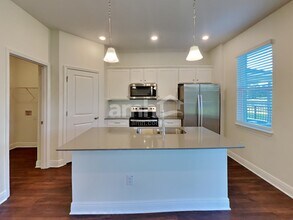 27318 St Andrews Ave in Wesley Chapel, FL - Building Photo - Building Photo