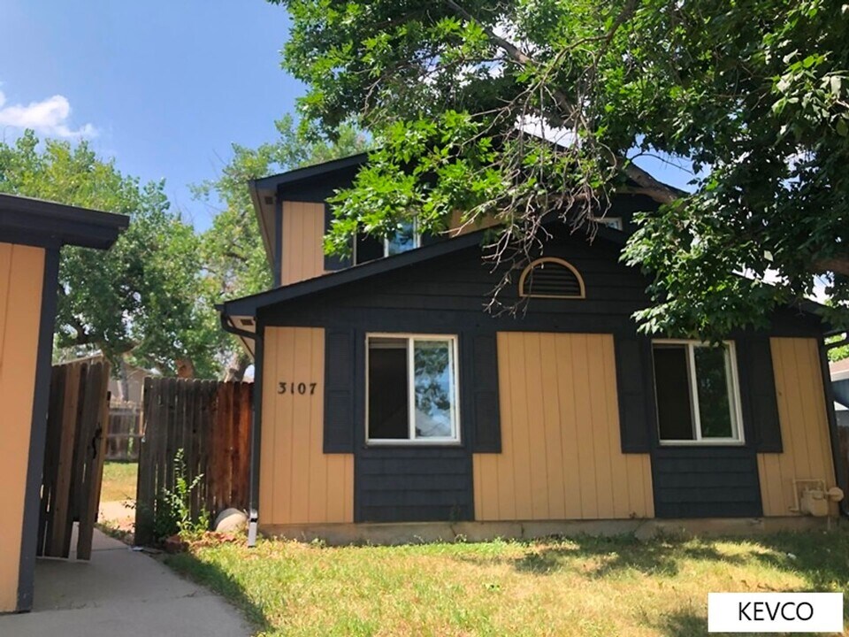 3107 Kittery Ct in Fort Collins, CO - Building Photo