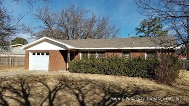 3034 57th St in Lubbock, TX - Building Photo - Building Photo