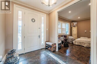 1379 Duncan Rd in Oakville, ON - Building Photo - Building Photo